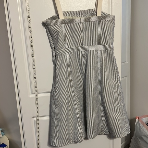 Seersucker Dress - Picture 4 of 6